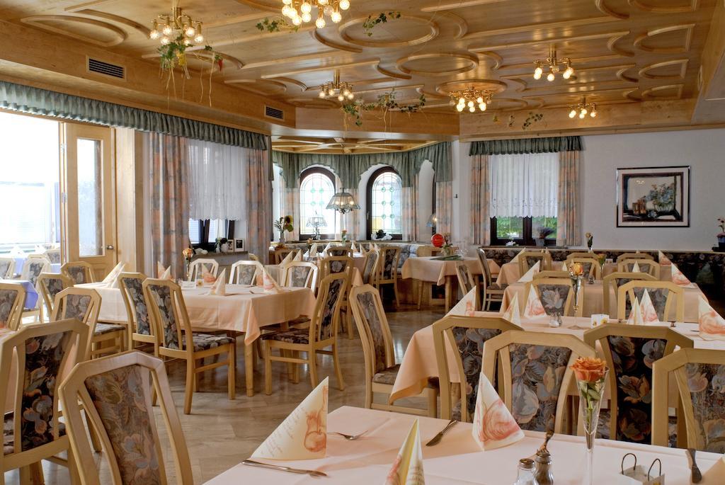 Hotel Zum Fischerwirt Baindlkirch 외부 사진